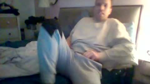 yansans677481768 online show from January 12, 12:12 pm