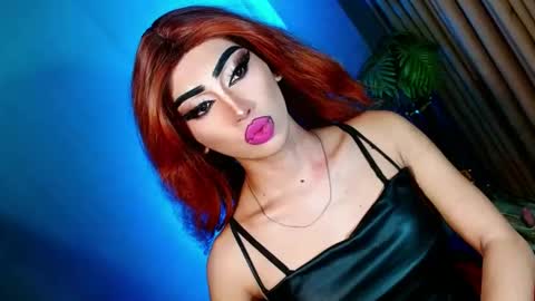 miss yasii online show from February 22, 12:40 pm