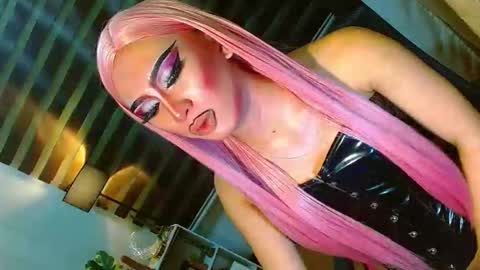 miss yasii online show from May 29, 4:38 pm