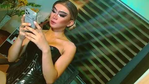 miss yasii online show from July 2, 12:43 pm