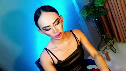 miss yasii online show from February 10, 3:42 pm