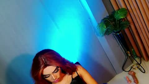 miss yasii online show from February 10, 6:45 pm