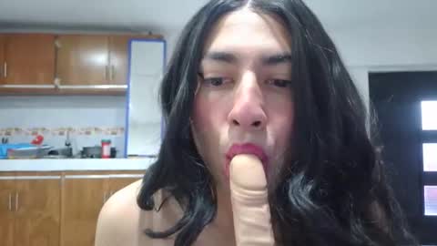 Yasmin Paez online show from May 29, 12:31 am