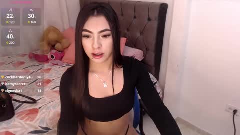Yasmin online show from March 10, 6:01 pm