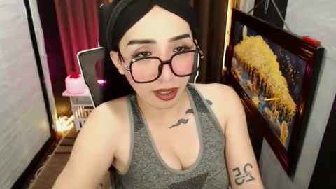 yassiered online show from February 17, 10:14 am