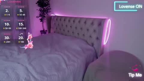 yasya_roys online show from September 23, 11:26 am
