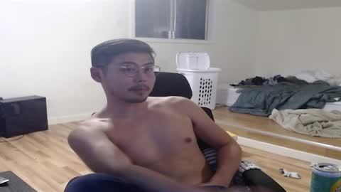 yawnimhorny online show from February 14, 4:37 am