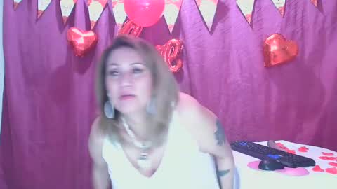 yayita online show from February 9, 10:54 pm