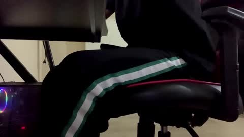 yebooo99518 online show from October 19, 5:28 pm