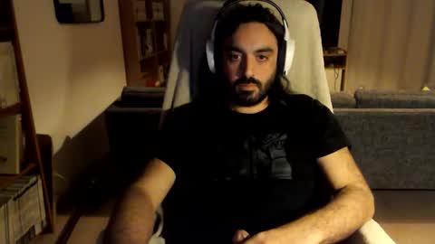 yeeaahoo online show from March 3, 8:27 pm