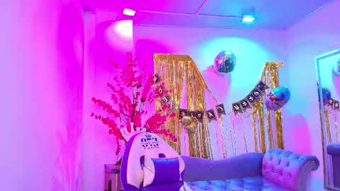 Yei  online show from December 23, 4:29 am