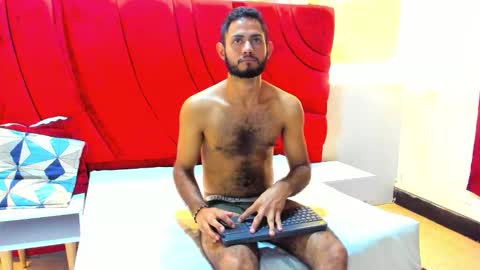 Yeferson online show from November 8, 9:07 pm