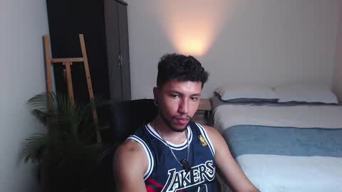 yeff online show from March 29, 1:07 am