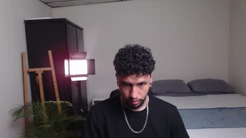 yeff online show from February 12, 11:30 pm