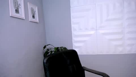 YEM online show from February 4, 5:28 pm