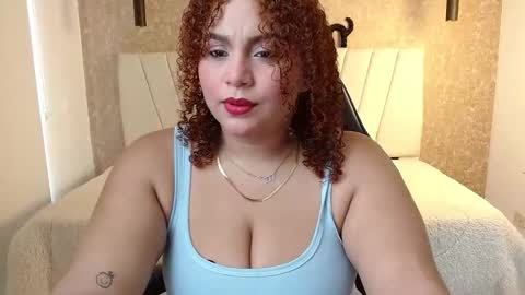 Snapshot of yera_carey chatting on September 12, 12:40 pm yera online show from September 12, 12:40 pm