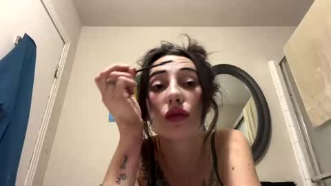 yes_sir2106969 online show from September 18, 8:40 am