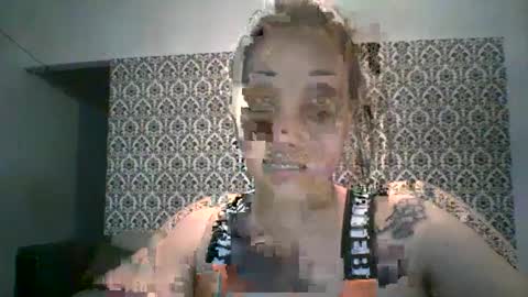 yesicaeguivar34 online show from September 19, 10:57 pm