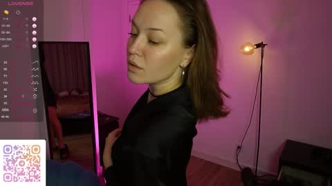 Kiki online show from November 24, 10:03 am