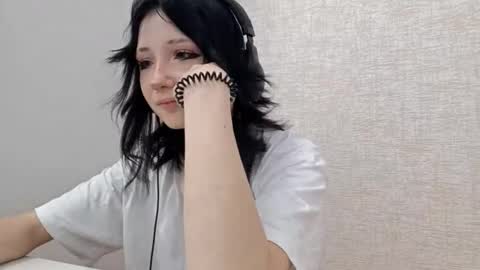 Lina online show from November 17, 5:21 am