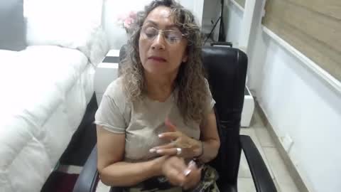 jessy online show from March 1, 1:21 am