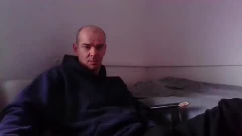 yewloo online show from February 22, 7:01 am