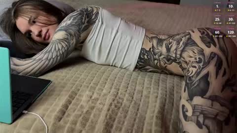 yexes online show from November 13, 3:53 am