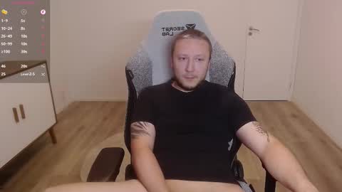 James online show from October 12, 4:32 pm