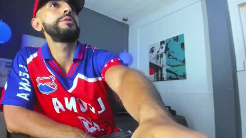 Yiyo online show from September 22, 3:21 am