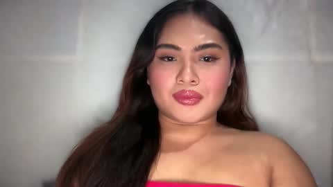 yllana love online show from December 16, 2:01 pm