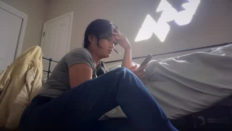 Snapshot of ynaong chatting on October 7, 2:35 pm Palmela Handerson online show from October 7, 2:35 pm