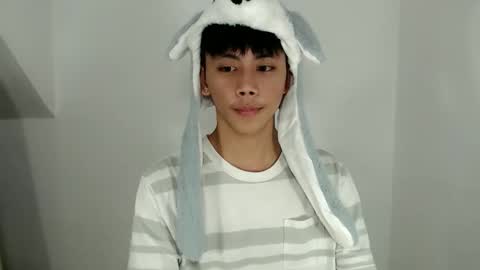 ynotyu online show from December 16, 3:29 pm