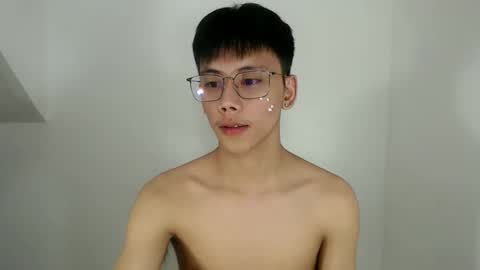 ynotyu online show from December 21, 10:16 pm