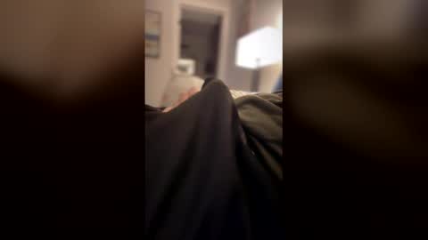 yogeni online show from December 18, 11:38 am