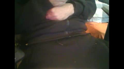 Snapshot of yokaxondoo chatting on December 8, 6:39 pm yokaxondoo online show from December 8, 6:39 pm