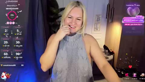 Yolanda online show from December 17, 8:26 pm