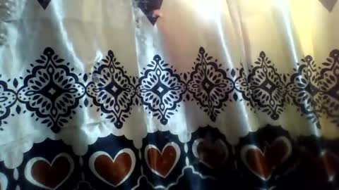yolandrina05 online show from May 24, 9:38 am