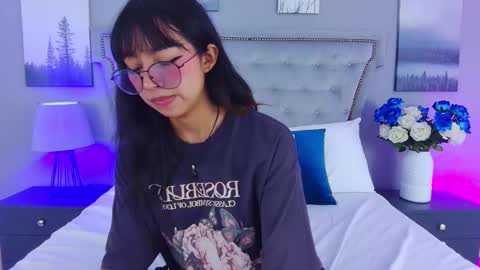 Snapshot of yommi_winx chatting on September 9, 10:21 pm Yommi Winx online show from September 9, 10:21 pm