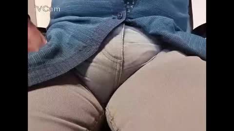 yoon85 online show from March 29, 3:57 pm