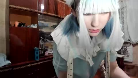 Yoonhee Kiss online show from September 16, 8:01 pm