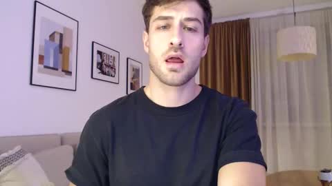 Yoooups online show from December 14, 5:19 pm