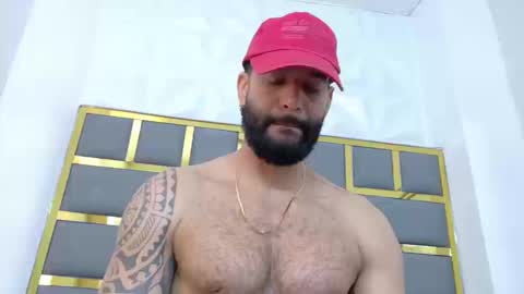 YORBY MAX online show from October 25, 2:39 pm