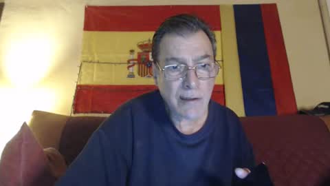 Snapshot of yosep44 chatting on January 4, 8:05 pm yosep online show from January 4, 8:05 pm