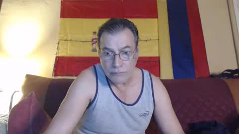 Snapshot of yosep44 chatting on January 5, 5:30 pm yosep online show from January 5, 5:30 pm