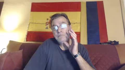 Snapshot of yosep44 chatting on September 20, 5:43 am yosep online show from September 20, 5:43 am