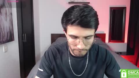 yoshy_man online show from November 9, 3:21 am