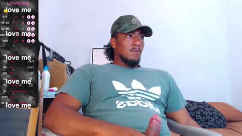 Snapshot of yosoy_enzo2020 chatting on March 9, 2:54 pm Enzo online show from March 9, 2:54 pm