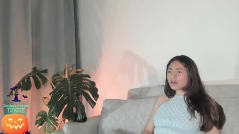 Snapshot of you_y0ung_pervert chatting on October 23, 5:42 am Mar online show from October 23, 5:42 am