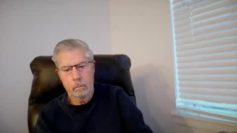 Colorado Guy Straight online show from May 16, 11:42 am