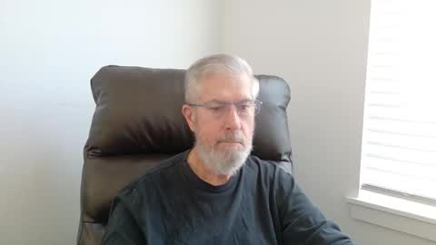 Colorado Guy Straight online show from October 8, 8:15 pm